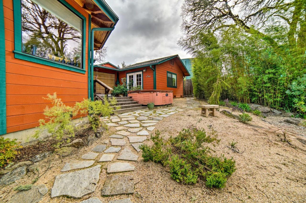 Hilltop Loft Ukiah Vacation Rental! Екстериор снимка