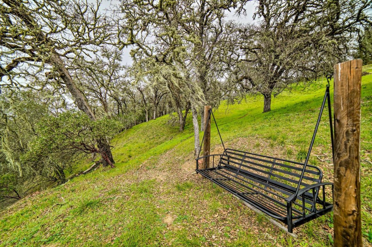 Hilltop Loft Ukiah Vacation Rental! Екстериор снимка